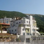 Vittoria 4*