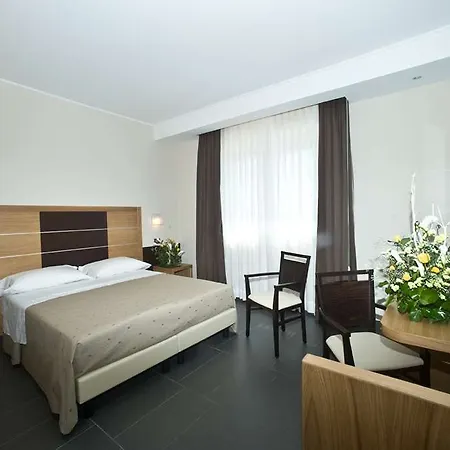 Vittoria 4* Σαν Τζιοβάνι Ροτόντο