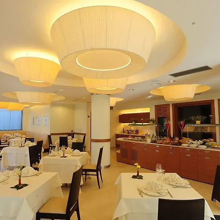 Hotel Vittoria 4*