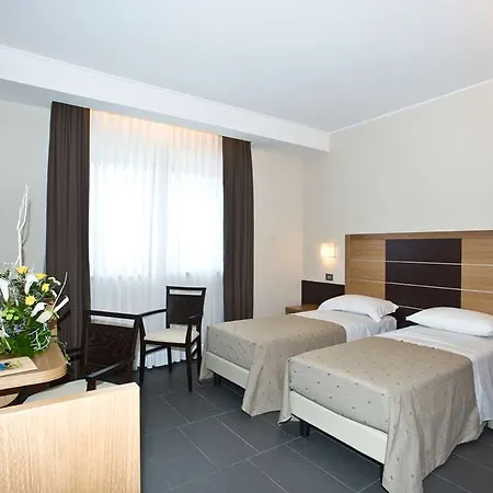 Vittoria Hotel 4*