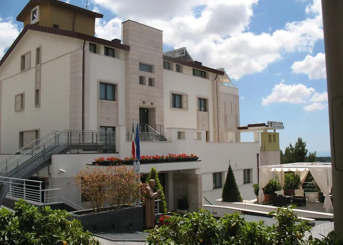 Vittoria ホテル 4*