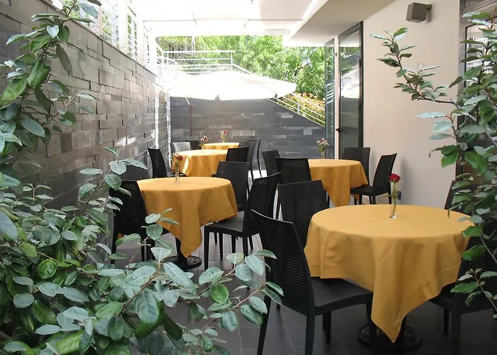 Vittoria 4* サン・ジョバンニ・ロトンド